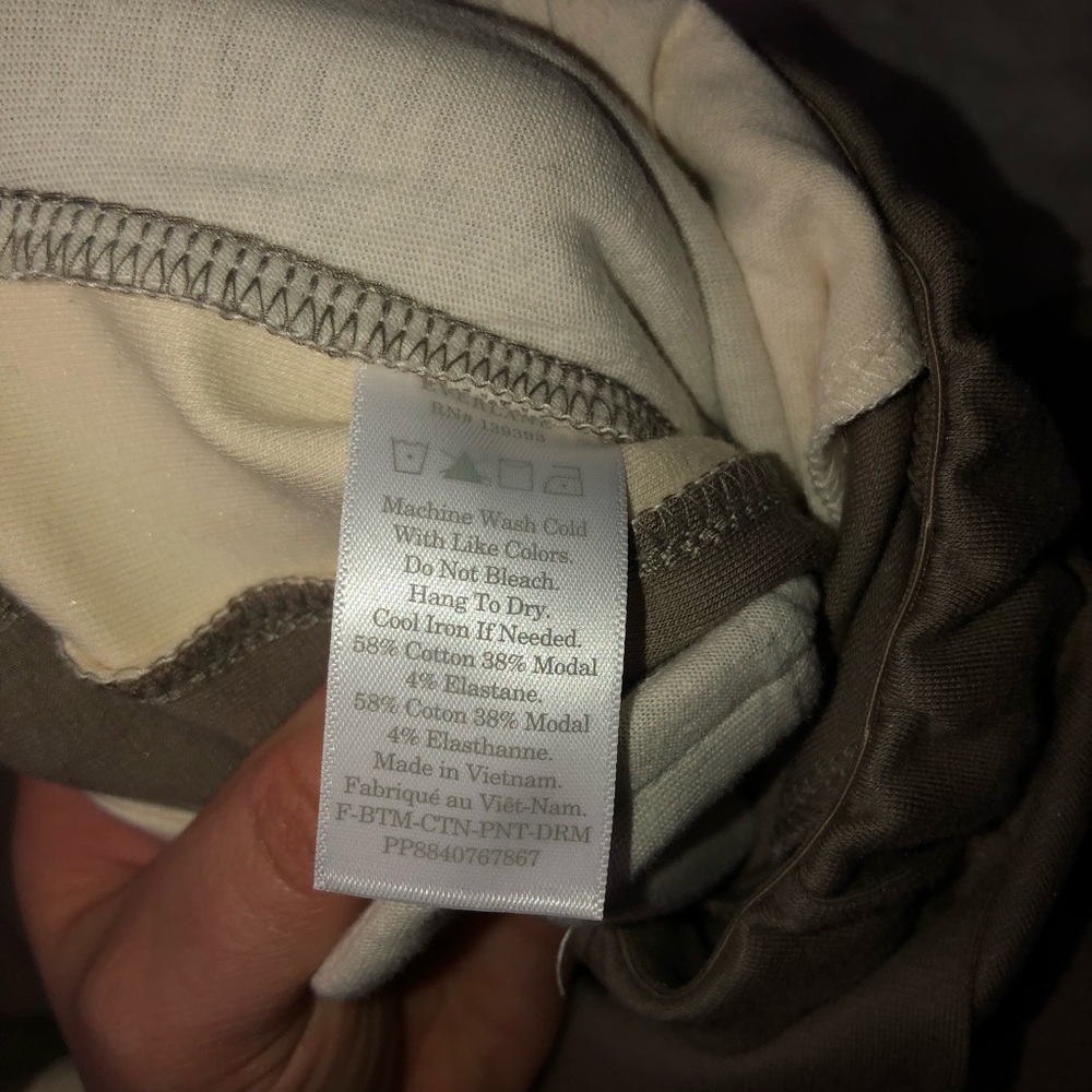 Everlane Dressy Elevated Neutral Slim Straight Sweatpants - Picture 5 of 6